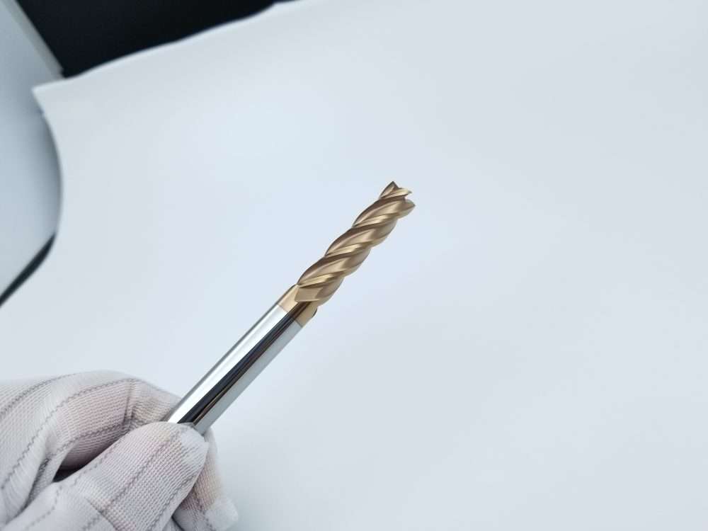 فرز چهار شیار مربعی ساقه کاربیدی، قطر 55، یک لبه single 4 flute HRC55 solid carbide square end mill for steel machining