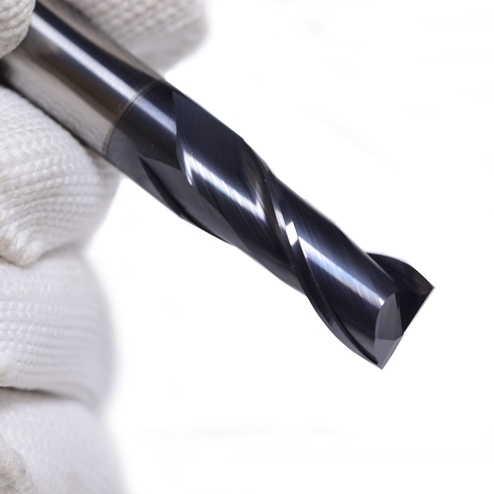 Close up of coated 2 flute solid carbide square end mill cutting geometry 1 Close-up of HRC45 two-flute solid carbide square end mill cutting geometry