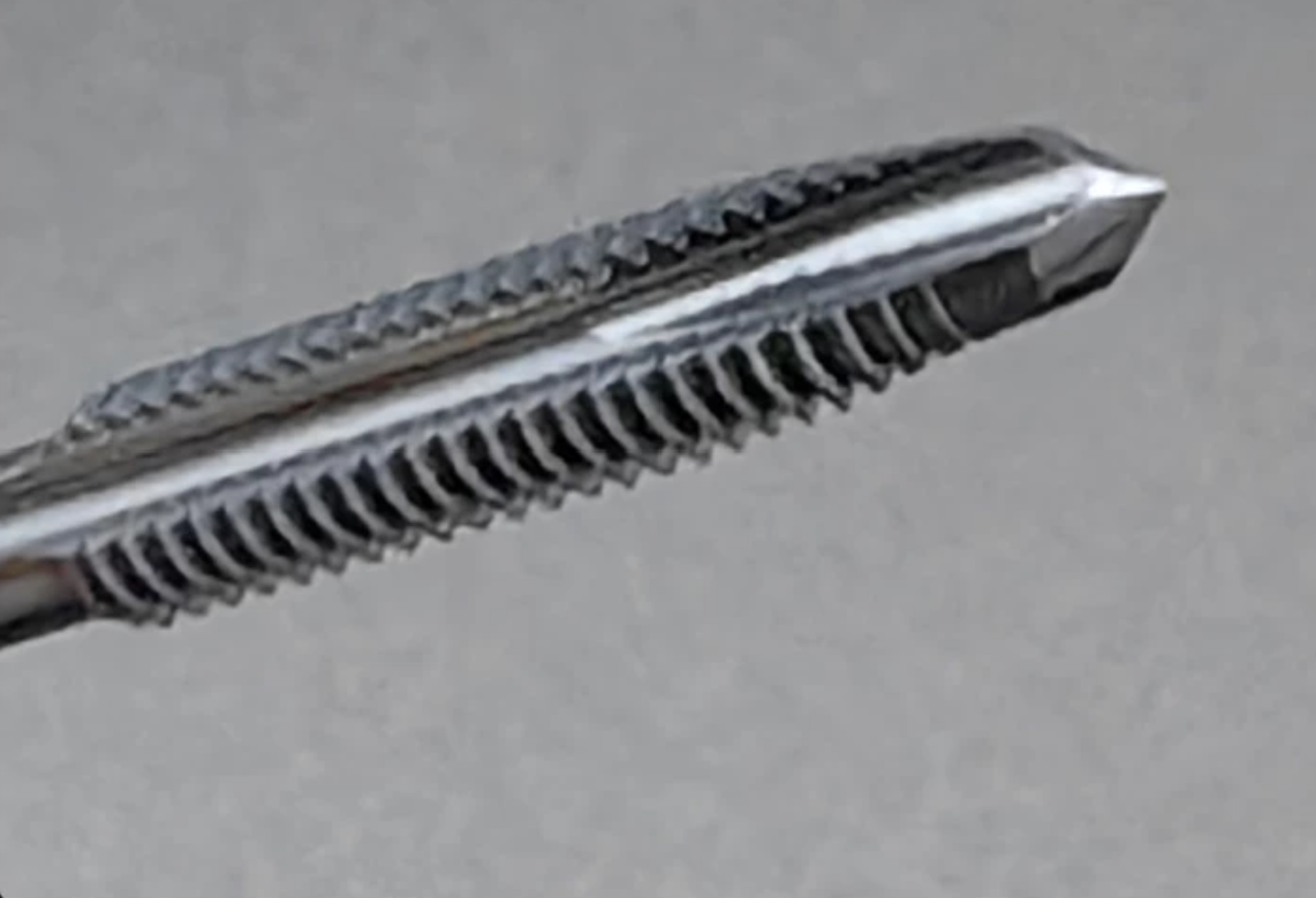 Solid Carbide Spiral Point Machine Tap for Through Holes 2
